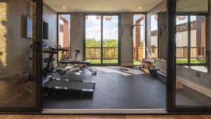 xr:d:DAEMrW4V-o4:19371,j:2955893180113937838,t:23101323