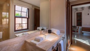 xr:d:DAEMrW4V-o4:19693,j:206446122095304047,t:23101823