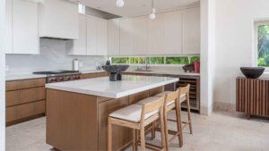 xr:d:DAEMrW4V-o4:17291,j:44514359407,t:23010204