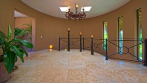 xr:d:DAEMrW4V-o4:17784,j:47927791604,t:23030121