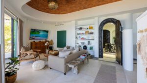 xr:d:DAEMrW4V-o4:22047,j:4665025085238659974,t:24031517