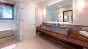 xr:d:DAEMrW4V-o4:19572,j:2780253283123721670,t:23101817