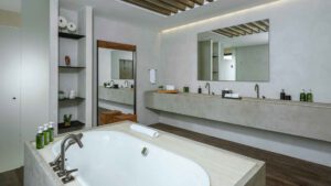 xr:d:DAEMrW4V-o4:21028,j:5307907034719318510,t:24010819