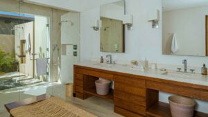 xr:d:DAEMrW4V-o4:20092,j:7521420818267309082,t:23111702