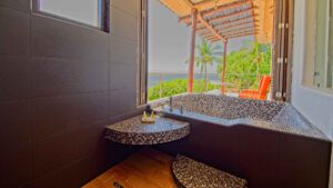 xr:d:DAEMrW4V-o4:17762,j:4581286401,t:23030121