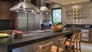 xr:d:DAEMrW4V-o4:21655,j:8352342851758433821,t:24020118