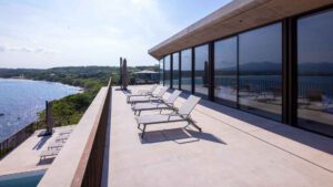 xr:d:DAEMrW4V-o4:21575,j:4980272011469269542,t:24012618