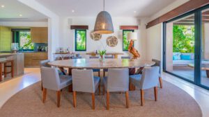 xr:d:DAEMrW4V-o4:19576,j:7442604799285746468,t:23101817