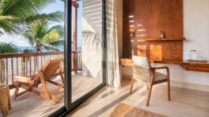 xr:d:DAEMrW4V-o4:19342,j:7760108083624665640,t:23101323