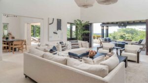 xr:d:DAEMrW4V-o4:17288,j:44514348436,t:23010204