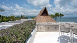 xr:d:DAEMrW4V-o4:18977,j:7889581826201153618,t:23082822