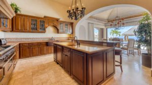 xr:d:DAEMrW4V-o4:19892,j:4762965726081194726,t:23111323