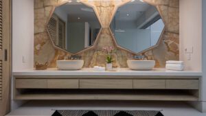 xr:d:DAEMrW4V-o4:19016,j:2957014332497551589,t:23082822