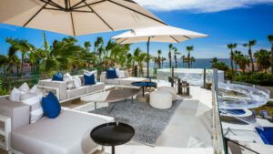 xr:d:DAEMrW4V-o4:21048,j:6387645047767505284,t:24010819