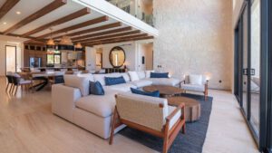 xr:d:DAEMrW4V-o4:19359,j:1328967813499538500,t:23101323