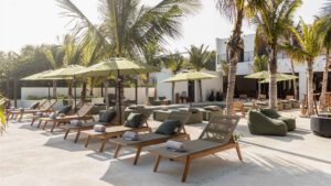 xr:d:DAEMrW4V-o4:21957,j:5940669403371838450,t:24031300