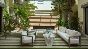 xr:d:DAEMrW4V-o4:21022,j:2349042081851882588,t:24010819