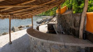 xr:d:DAEMrW4V-o4:19118,j:8249870208326692616,t:23090122