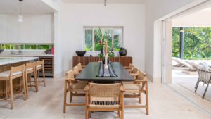 xr:d:DAEMrW4V-o4:17289,j:44514351707,t:23010204