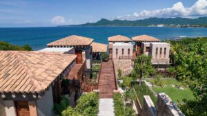 xr:d:DAEMrW4V-o4:17007,j:39701664908,t:22120519