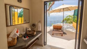 xr:d:DAEMrW4V-o4:19144,j:3347702014327953377,t:23090122