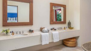 xr:d:DAEMrW4V-o4:17610,j:47827099469,t:23022815