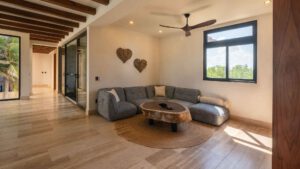 xr:d:DAEMrW4V-o4:19367,j:2198162540066530654,t:23101323