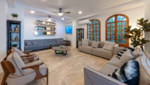 xr:d:DAEMrW4V-o4:21861,j:5793174432060284395,t:24022119