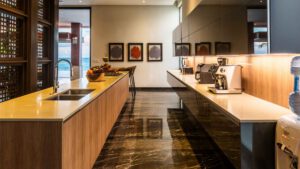 xr:d:DAEMrW4V-o4:21288,j:4254065766367545398,t:24011822