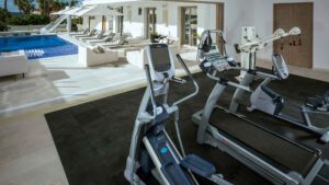 xr:d:DAEMrW4V-o4:21064,j:4300226620253268587,t:24010819