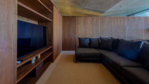 xr:d:DAEMrW4V-o4:21565,j:6510369984531676763,t:24012617