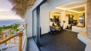 xr:d:DAEMrW4V-o4:22100,j:6648860722137262648,t:24031517